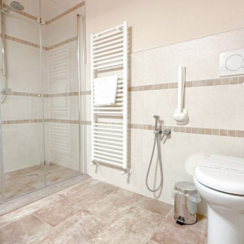 Camera Grecale piano terra