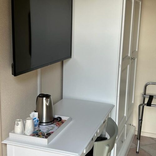 Camera Ponente piano terra